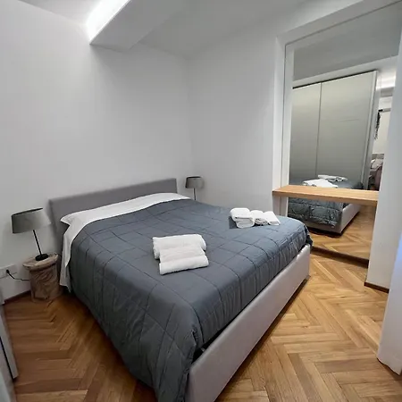 Casa Dalmazia Elegant Parquet In The Center Metro & Highway