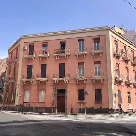 Casa Dalmazia Elegant Parquet In The Center Metro & Highway * Catania