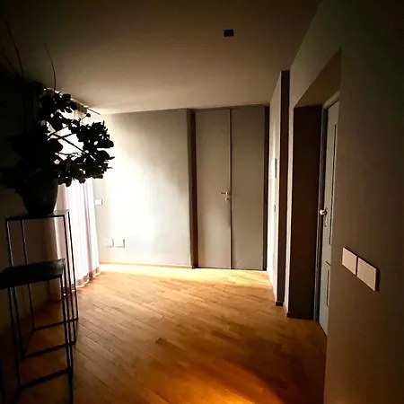 Apartamento Casa Dalmazia Elegant Parquet In The Center Metro & Highway