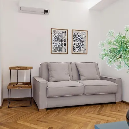 Casa Dalmazia Elegant Parquet In The Center Metro & Highway Catania
