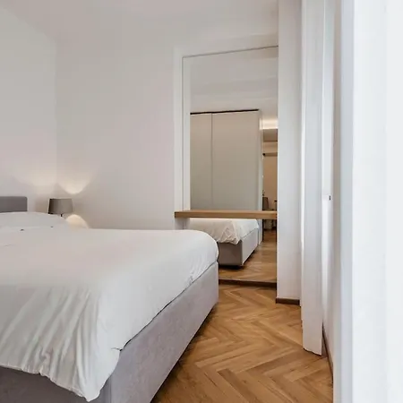 Casa Dalmazia Elegant Parquet In The Center Metro & Highway Apartamento